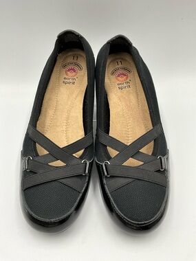 Earth Spirit Black Cross-Strap Comfort Flats